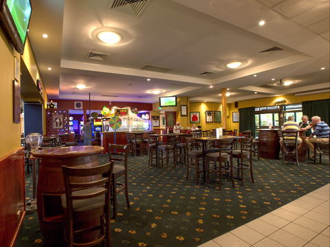 Canberra Irish Club - Tourism Townsville 0