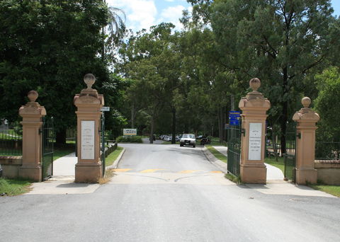 Kalinga Park Memorial - Tourism Townsville 0