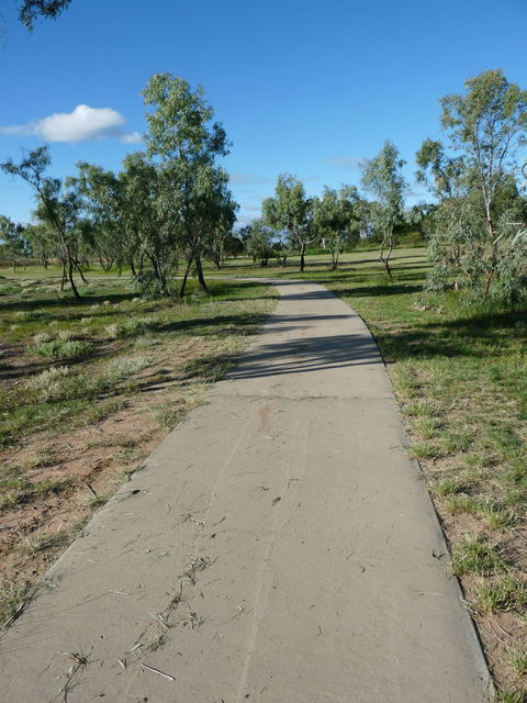 Lagoon Creek - Tourism Townsville 1