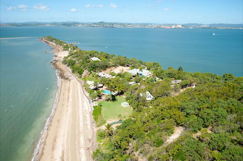 Quoin Island - Tourism Townsville 0