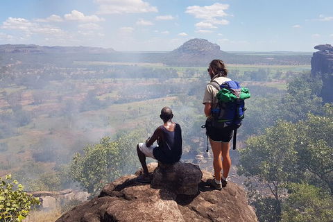 Arnhem Land Injalak Hill Full-Day Tour From Darwin - Tourism Townsville 9