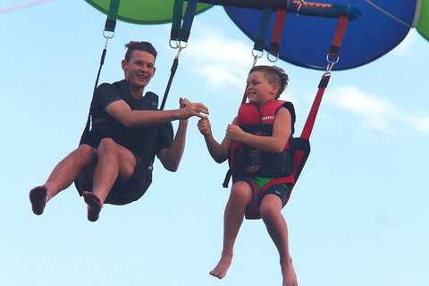 Parasail / Flyboard Package For 2 - Tourism Townsville 5
