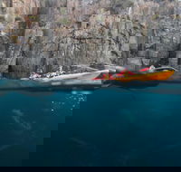 Tasman Peninsula full day kayaking tour - Tourism Townsville