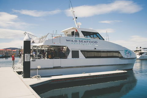 Deep-to-Dish: Tasmanian Seafood Experience - Afternoon Tour - Tourism Townsville 4