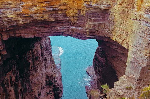 4-Day Fabulous Tasmania Tour: Wineglass Bay, Port Arthur, Devils & Bruny Island - Tourism Townsville 6