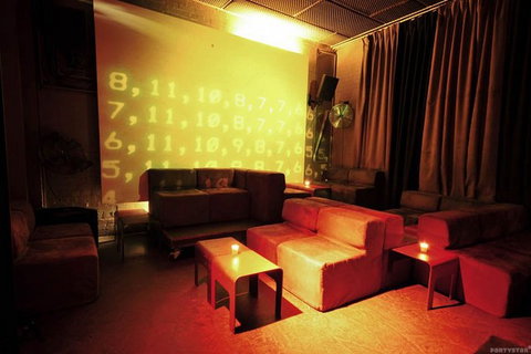 Loop Project Space And Bar - Tourism Townsville 0
