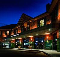 Great Northern Hotel - Tourism Townsville