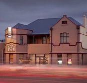 Cross Keys Hotel - Tourism Townsville