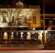 Crown and Sceptre Hotel - Tourism Townsville