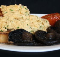 Raphael's On Brighton - Tourism Townsville