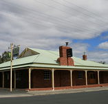 Huntington Tavern - Tourism Townsville
