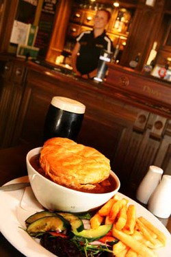 Durty Nelly's Irish Pub - Tourism Townsville 2