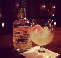 Sneaky Tony's - Tourism Townsville