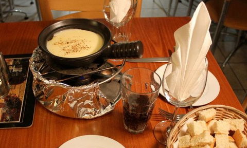 CJ's French Fondue Restaurant - Tourism Townsville 2