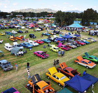 Chryslers on the Murray - Tourism Townsville