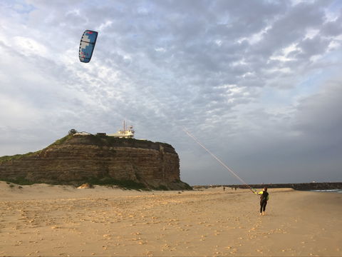 Kiteboarding Lesson - Tourism Townsville 0