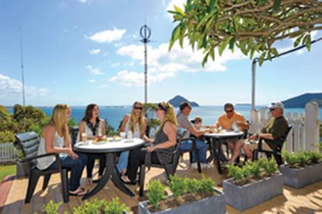 Souvenirs De Aranjuez - Tourism Townsville 0