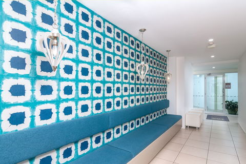201 Lake Street Apartments - Tourism Townsville 1