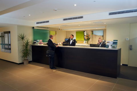 Quest Hawthorn - Tourism Townsville 1