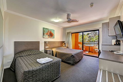 Kacys Bargara Beach Motel - Tourism Townsville 5