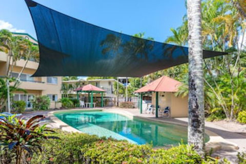 Tradewinds McLeod Holiday Apartments - Tourism Townsville 0