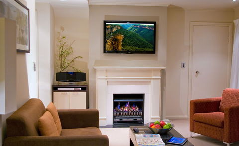 Falls Mountain Retreat - Tourism Townsville 5