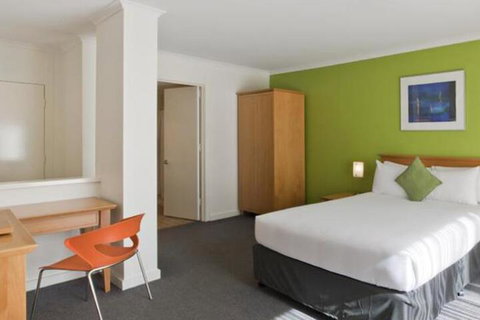 Ibis Styles Alice Springs Oasis - Tourism Townsville 5