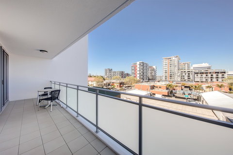 Adina Apartment Hotel Wollongong - Tourism Townsville 5