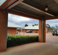 Mud Hut Motel - Tourism Townsville