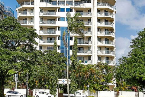 181 The Esplanade - Tourism Townsville 1