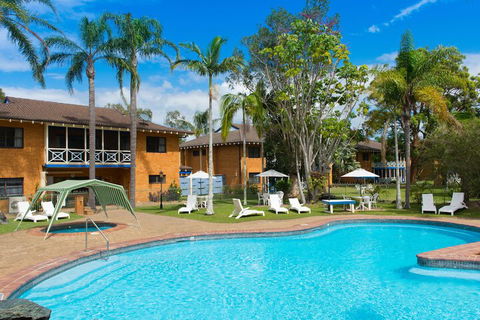 Vacation Village - Tourism Townsville 1