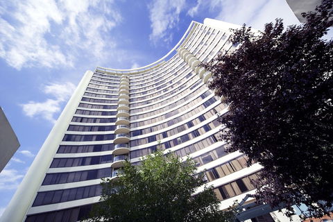 BreakFree Capital Tower - Tourism Townsville 0