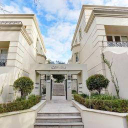Caroline Serviced Apartments South Yarra - Tourism Townsville 3