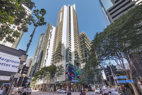 IStay River City Brisbane - Tourism Townsville 5