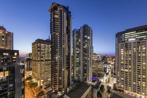 IStay River City Brisbane - Tourism Townsville 4