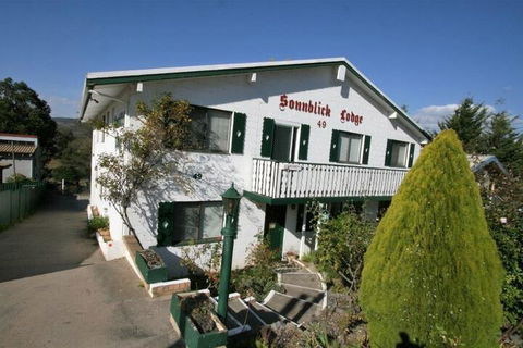 Sonnblick Lodge - Tourism Townsville 1