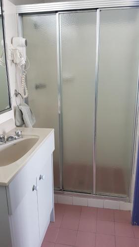 South Pacific Palms Motor Inn - Tourism Townsville 1