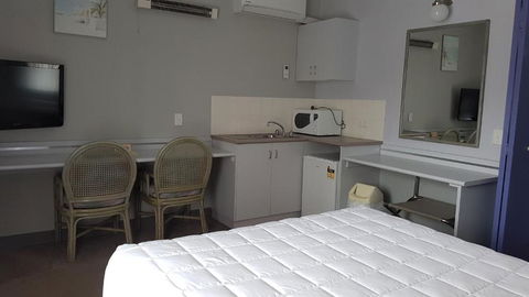 South Pacific Palms Motor Inn - Tourism Townsville 6