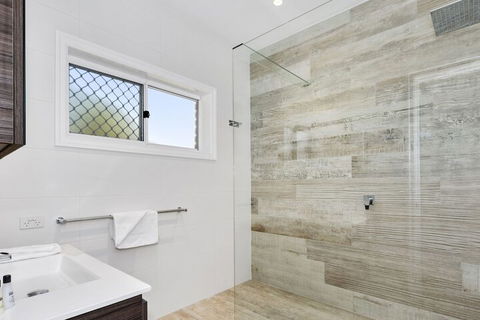Fairlight Tweed Coast Holidays  - Tourism Townsville 4