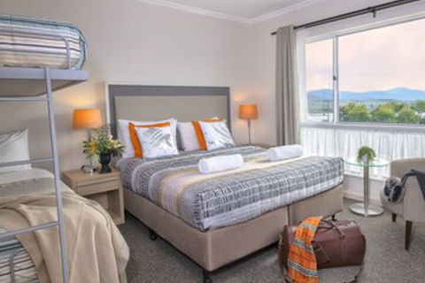 Panorama Jindabyne - Tourism Townsville 0