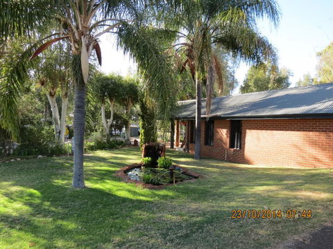 Kalbarri Tudor Holiday Park - Tourism Townsville 6