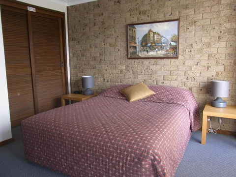 A Furnished Townhouse In Goulburn - Tourism Townsville 6