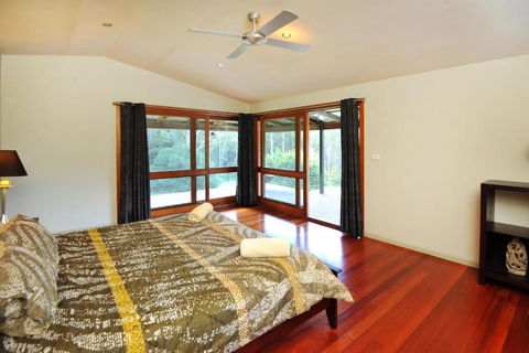 Sapphire Beach Acreage - Tourism Townsville 6