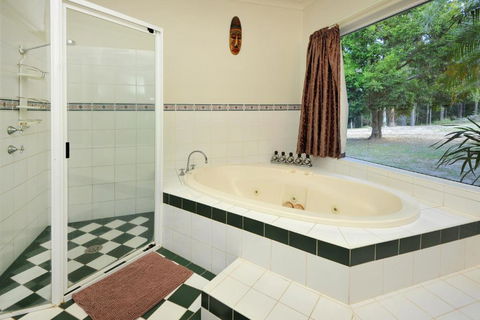 Sapphire Beach Acreage - Tourism Townsville 2