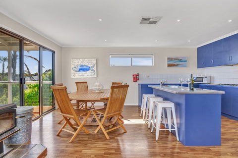 Zephyr Shores - Tourism Townsville 3