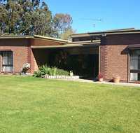 Hilltop Escape BB - Tourism Townsville