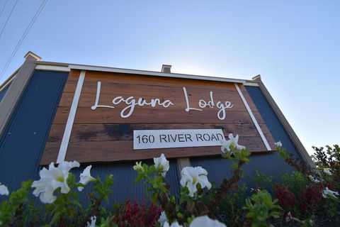 Laguna Lodge Holiday Units - Tourism Townsville 1