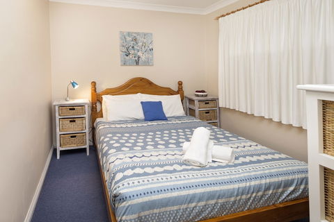 Central Park 7 - The Convenience Of Location & The Warmth Of Comfortable Living - Tourism Townsville 1