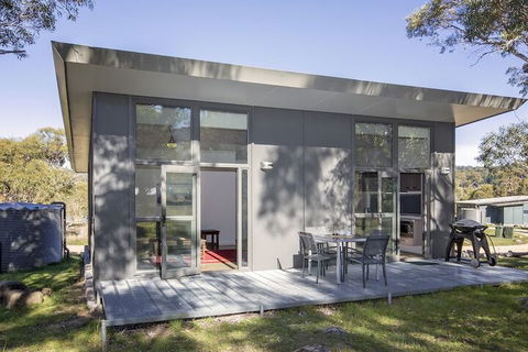 Ecocrackenback 12 'Sustainable Chalet Close To The Slopes.' - Tourism Townsville 2