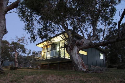 Ecocrackenback 12 'Sustainable Chalet Close To The Slopes.' - Tourism Townsville 1